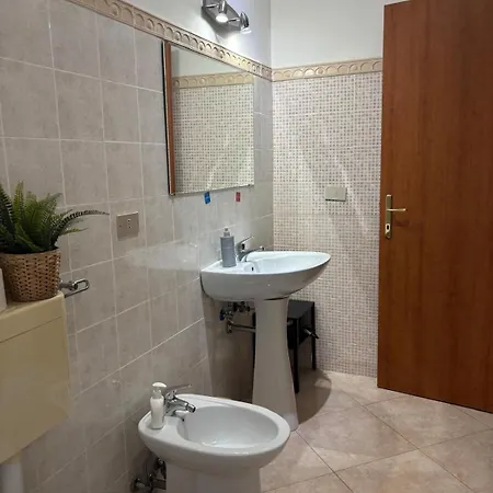 ベッド・アンド・ブレックファスト Altea ペスカーラ